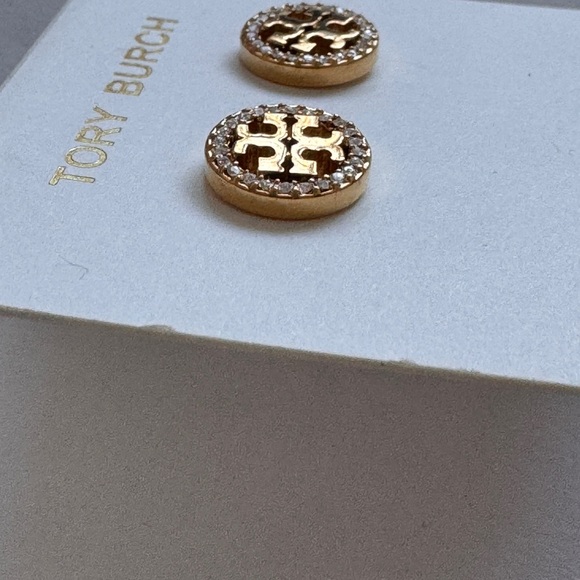 Tory Burch Miller Pave Stud Earrings. New! In Yellow Gold Color - Picture 4 of 6